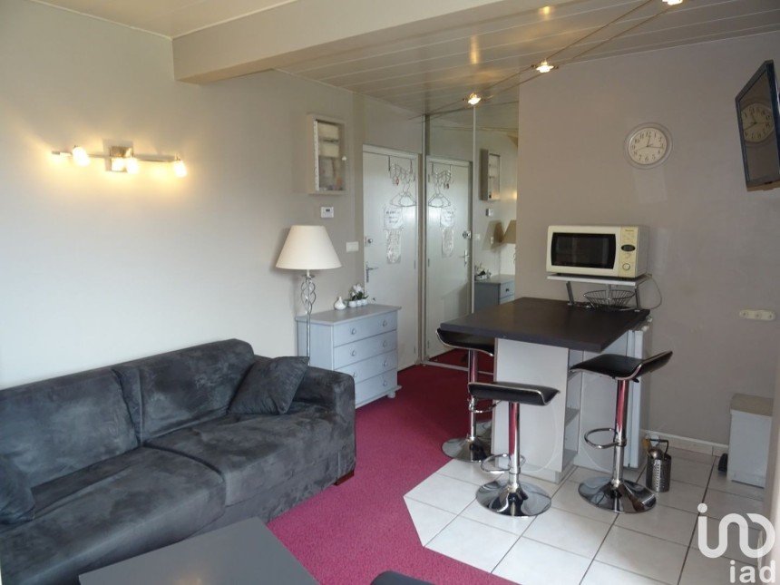 Apartment 1 room of 26 m² in Arette (64570)