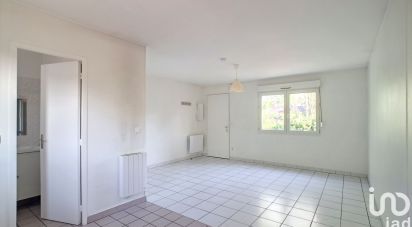 Apartment 1 room of 28 m² in Triel-sur-Seine (78510)
