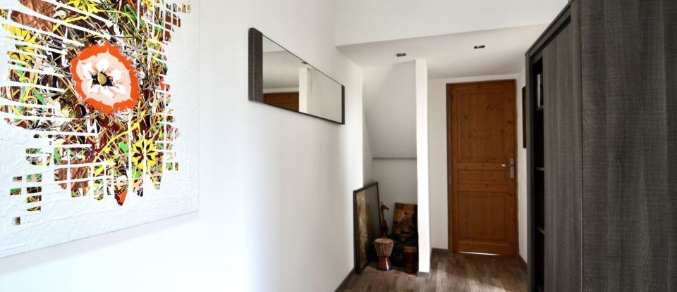 House 3 rooms of 101 m² in Vaux-sur-Seine (78740)