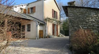 House 8 rooms of 260 m² in Lacrouzette (81210)