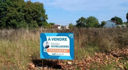 Land of 3,500 m² in Brettes (16240)