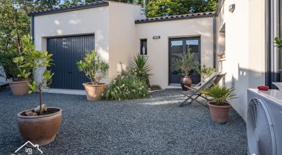 House 5 rooms of 87 m² in Aigrefeuille-d'Aunis (17290)