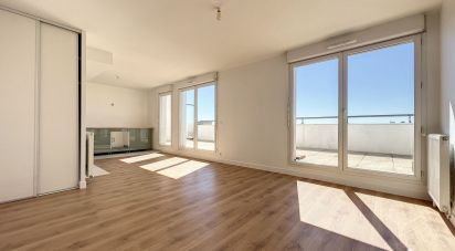 Appartement 3 pièces de 71 m² à Le Blanc-Mesnil (93150)