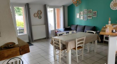 House 4 rooms of 92 m² in Le Bourdet (79210)