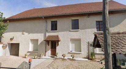 Maison 6 pièces de 192 m² à Les Abrets en Dauphiné (38490)