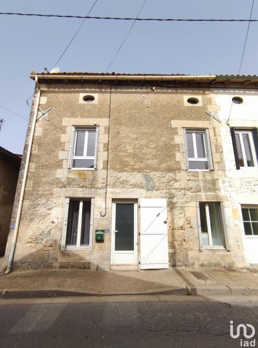 Maison 3 pièces de 63 m² à Bouresse (86410)