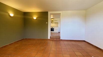 Appartement 3 pièces de 87 m² à Sergy (01630)