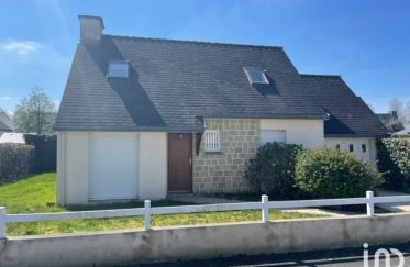 House 5 rooms of 90 m² in Saint-Avé (56890)