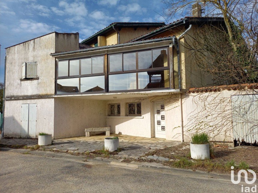 Maison 5 pièces de 200 m² à Lafox (47240)