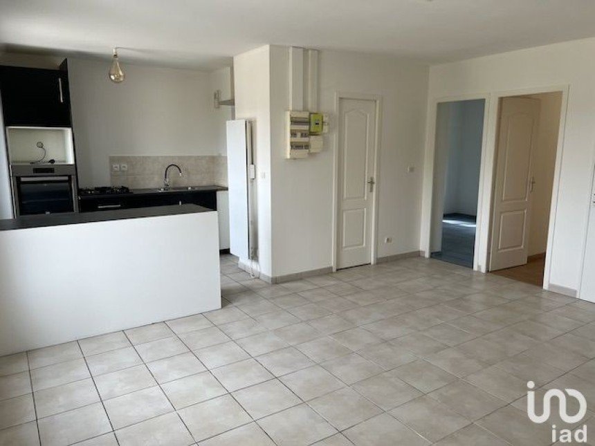 Apartment 3 rooms of 55 m² in Champagne-sur-Seine (77430)