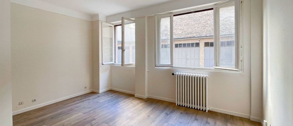 Appartement 1 pièce de 26 m² à Paris (75016)