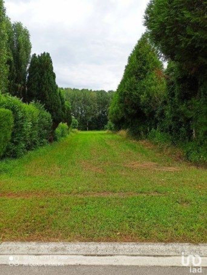 Land of 3,130 m² in Piney (10220)