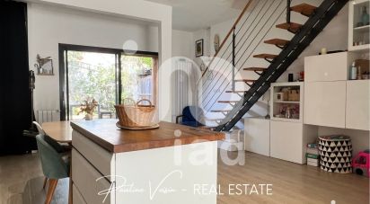 Town house 4 rooms of 98 m² in Bordeaux (33300)