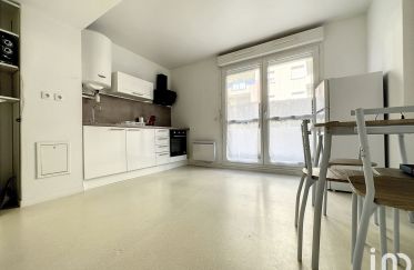 Appartement 1 pièce de 25 m² à Orly (94310)