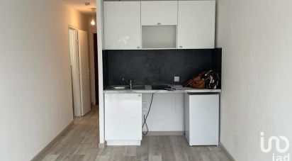 Apartment 1 room of 20 m² in Grigny (91350)