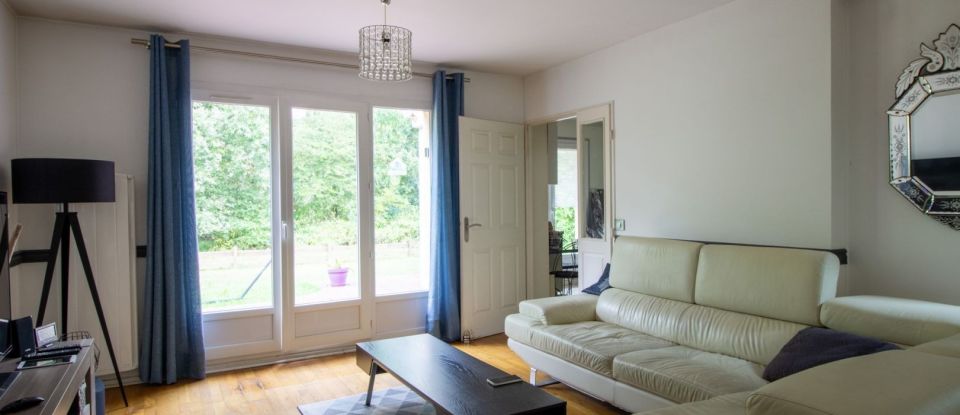 Maison 7 pièces de 135 m² à Sucy-en-Brie (94370)