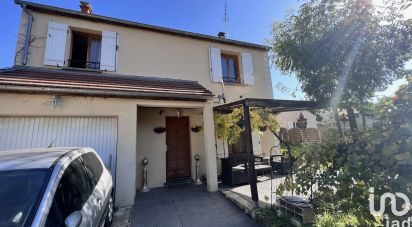 House 6 rooms of 103 m² in Chauconin-Neufmontiers (77124)