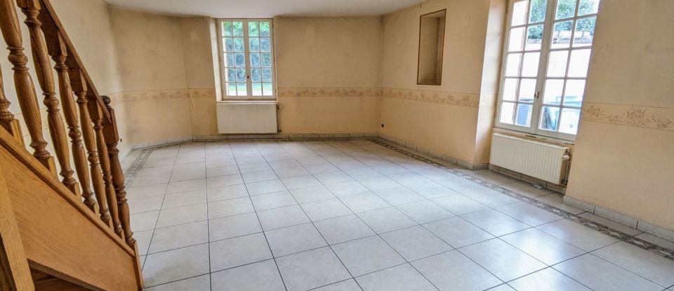 House 6 rooms of 145 m² in Troyes (10000)