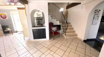 House 10 rooms of 250 m² in Sandillon (45640)