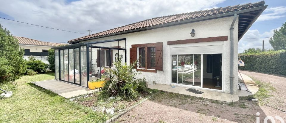 House 5 rooms of 129 m² in Cubzac-les-Ponts (33240)