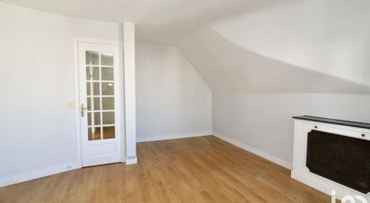 Apartment 1 room of 31 m² in Paris (75020)