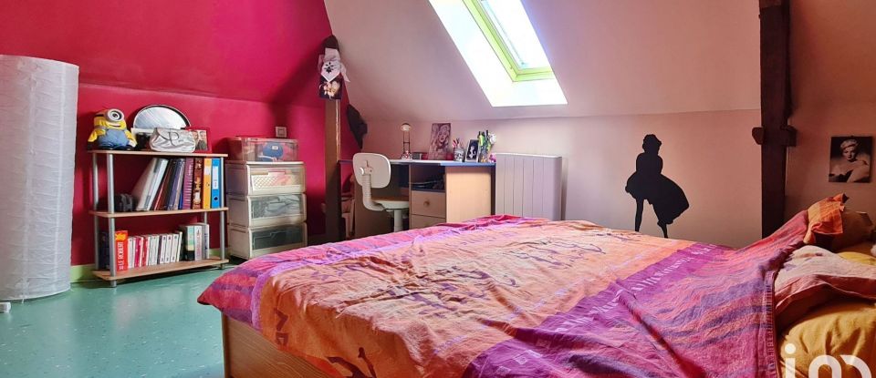 House 6 rooms of 114 m² in Saint-Jacut-les-Pins (56220)