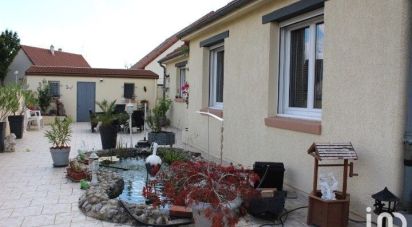 House 4 rooms of 82 m² in Mainvilliers (28300)