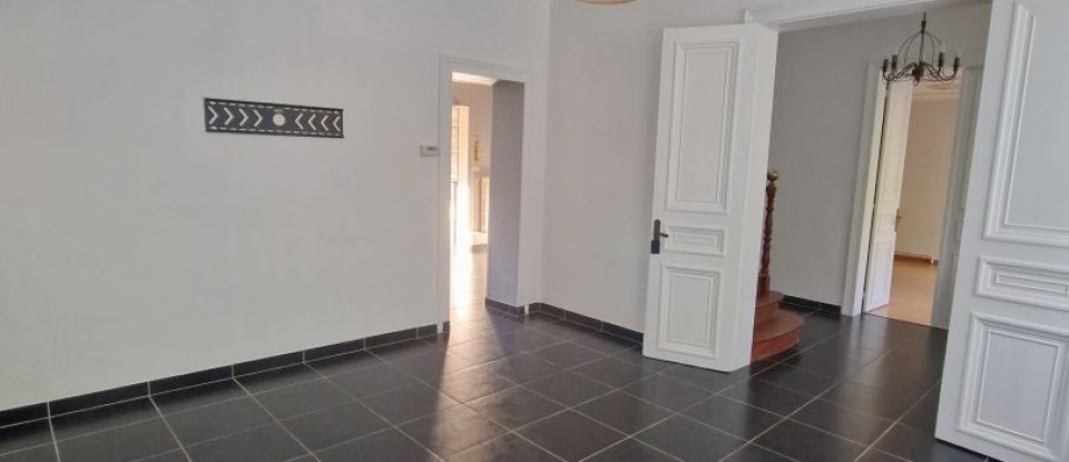Maison 6 pièces de 190 m² à Anzin (59410)