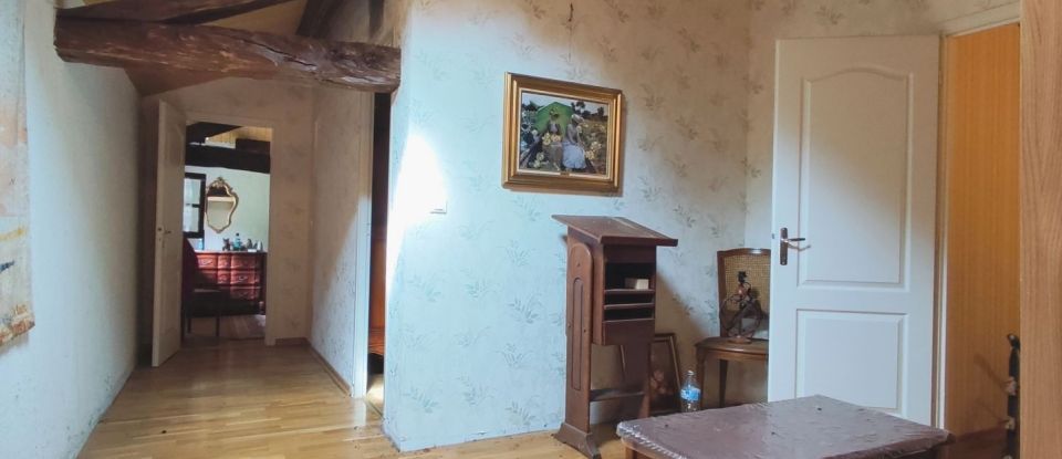 House 5 rooms of 110 m² in Ambernac (16490)