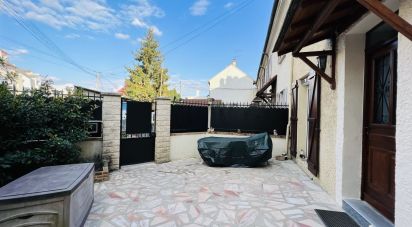 House 6 rooms of 133 m² in Claye-Souilly (77410)