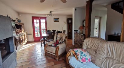 House 6 rooms of 93 m² in Saint-Chéron (91530)
