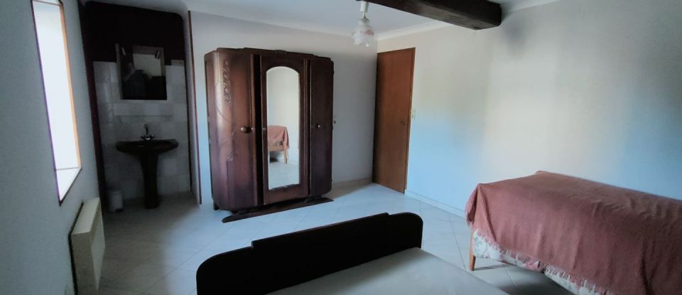 Maison 7 pièces de 235 m² à Radonvilliers (10500)