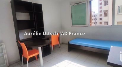 Apartment 1 room of 18 m² in Toulon (83000)
