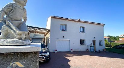 House 5 rooms of 143 m² in Meschers-sur-Gironde (17132)