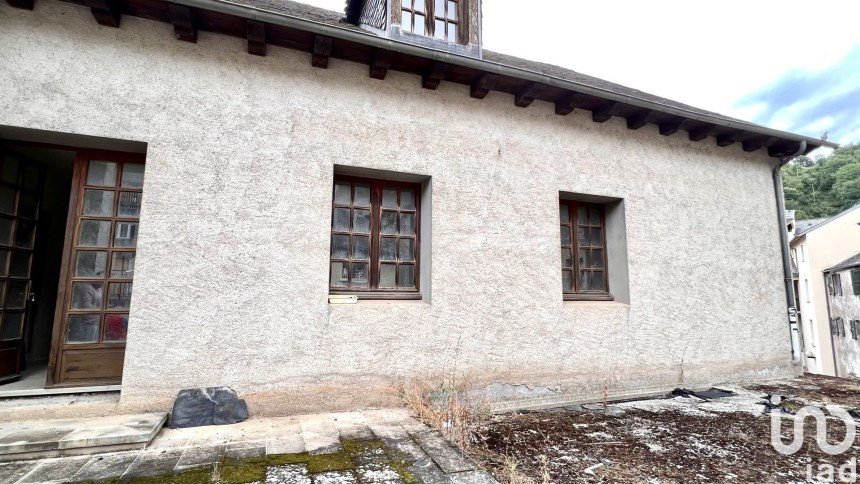 House 10 rooms of 200 m² in Coupiac (12550)