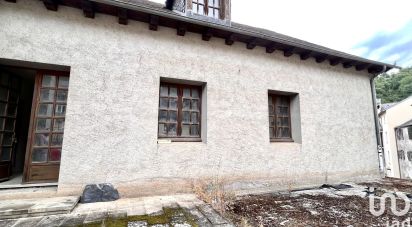 House 10 rooms of 200 m² in Coupiac (12550)