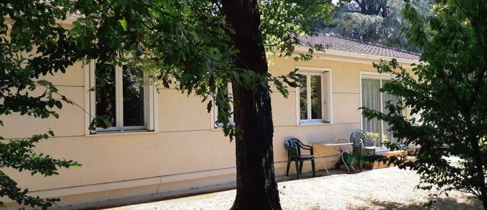 House 6 rooms of 97 m² in Morsang-sur-Orge (91390)