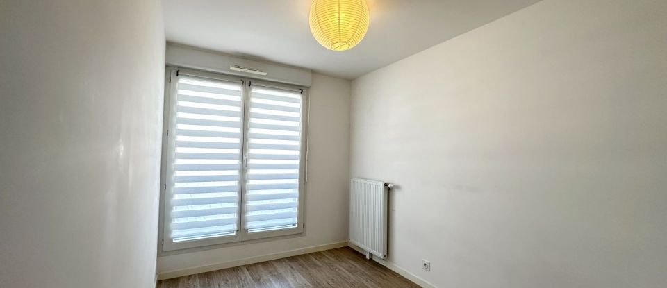 Apartment 3 rooms of 70 m² in Alfortville (94140)