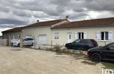 House 4 rooms of 85 m² in Taizé-Aizie (16700)