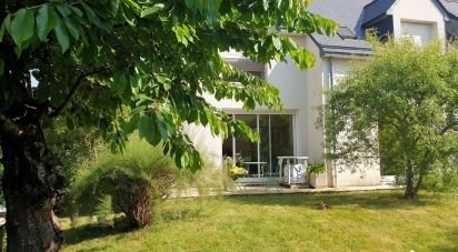 House 10 rooms of 190 m² in Rennes (35700)