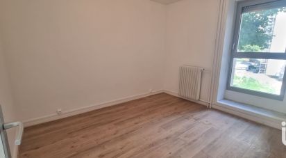 Apartment 3 rooms of 68 m² in Villiers-le-Bel (95400)