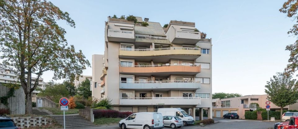 Appartement 6 pièces de 112 m² à Échirolles (38130)
