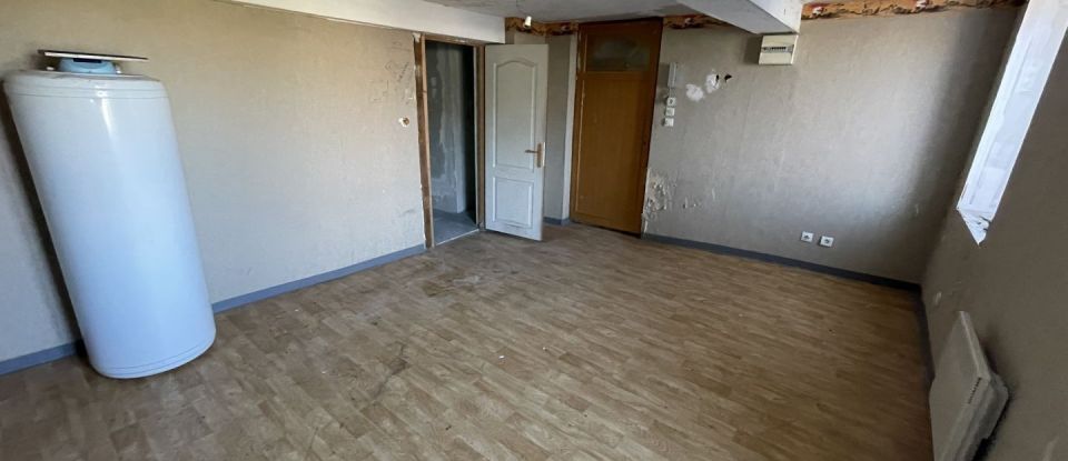 Maison 5 pièces de 191 m² à Floing (08200)