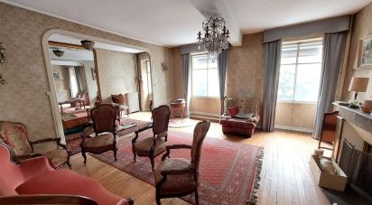 House 10 rooms of 245 m² in Tarbes (65000)