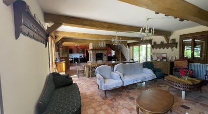 House 4 rooms of 206 m² in Saint-Martin-au-Bosc (76340)
