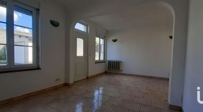 House 6 rooms of 102 m² in - (14170)