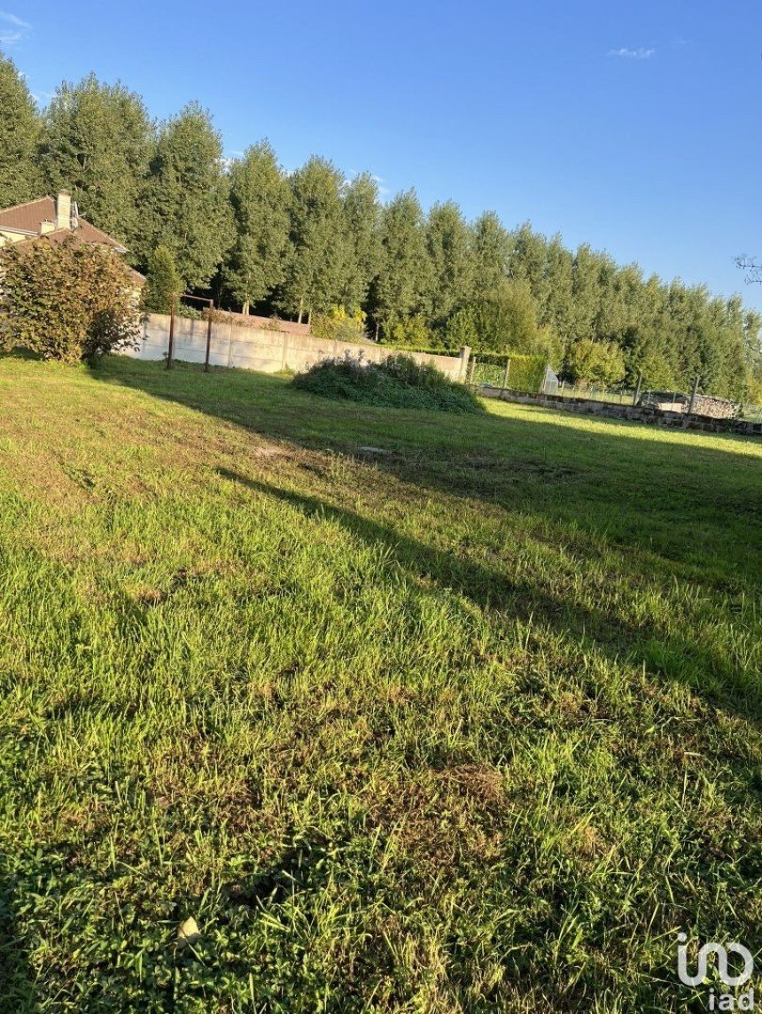 Land of 526 m² in Châtelraould-Saint-Louvent (51300)