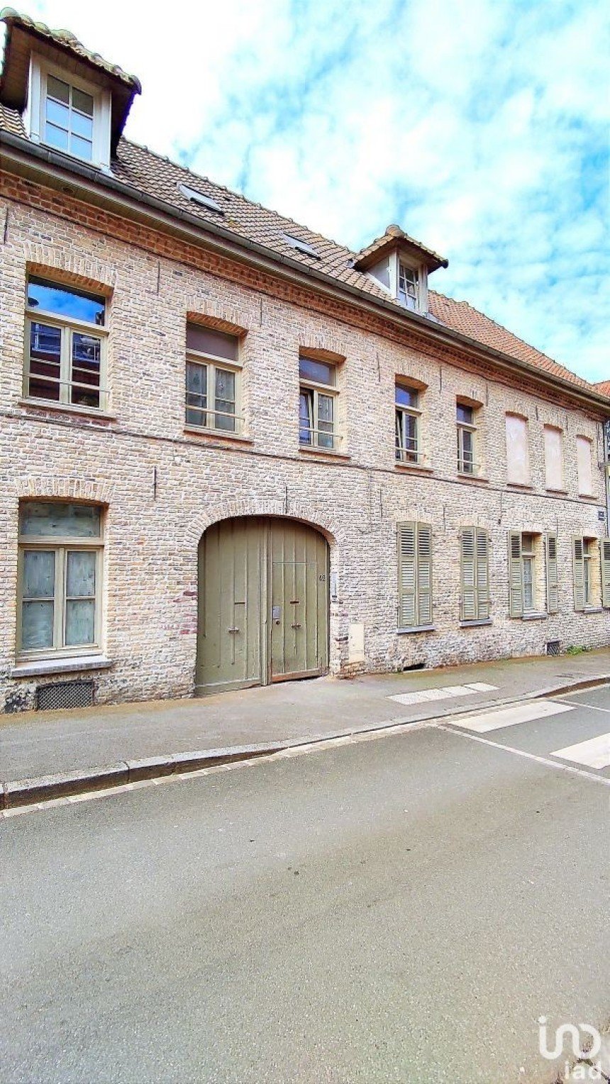 Building in Saint-Omer (62500) of 234 m²