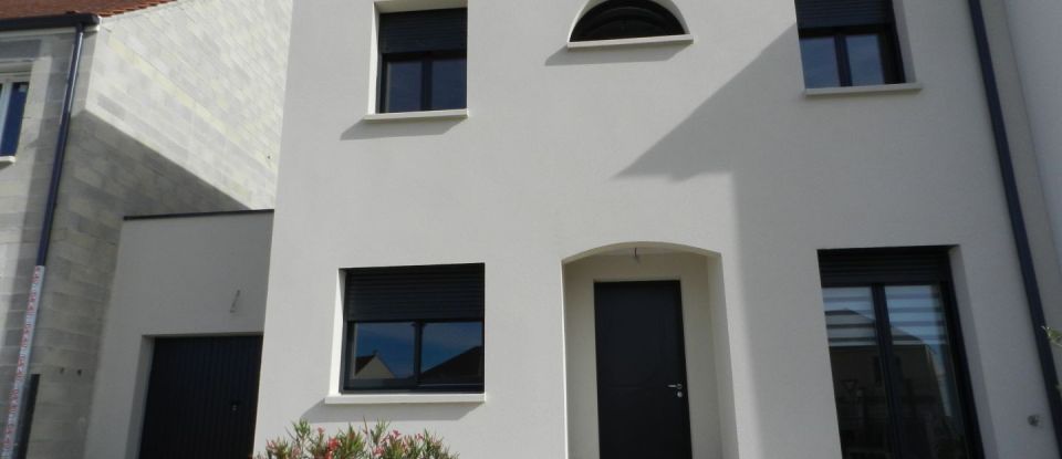 House 4 rooms of 84 m² in Claye-Souilly (77410)