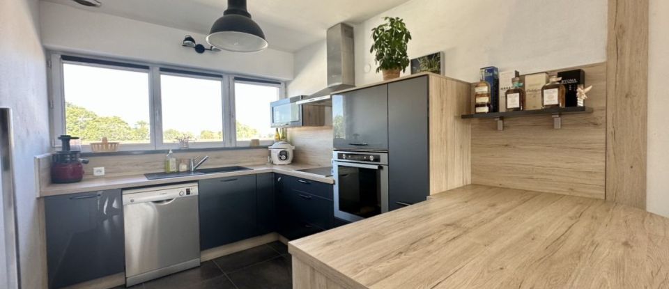 Appartement 6 pièces de 125 m² à Saint-Julien-les-Villas (10800)